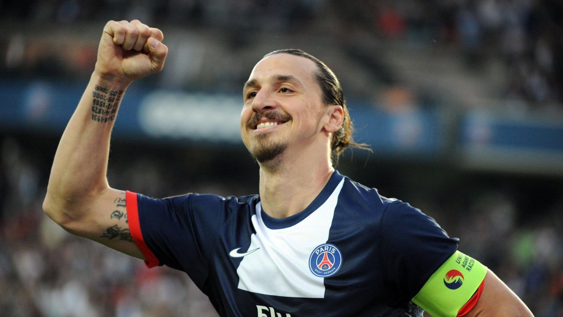 城市马拉松推出“关门兔+陪跑兔” 双重配速保障初马跑者